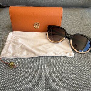NWOT Tory Burch Panama Sunglasses Black Cream